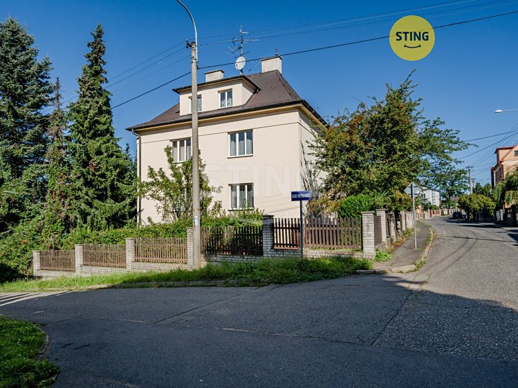 Prodej komerční nemovitosti 310 m² - foto 1
