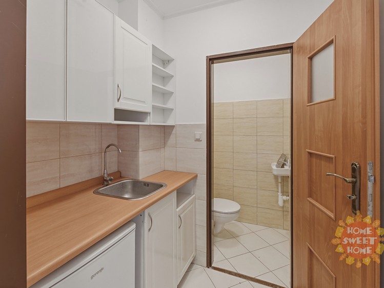 Prodej kanceláře 120 m² - foto 6