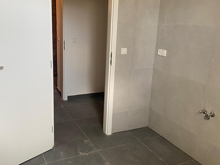 Prodej komerční nemovitosti 65 m² - foto 8