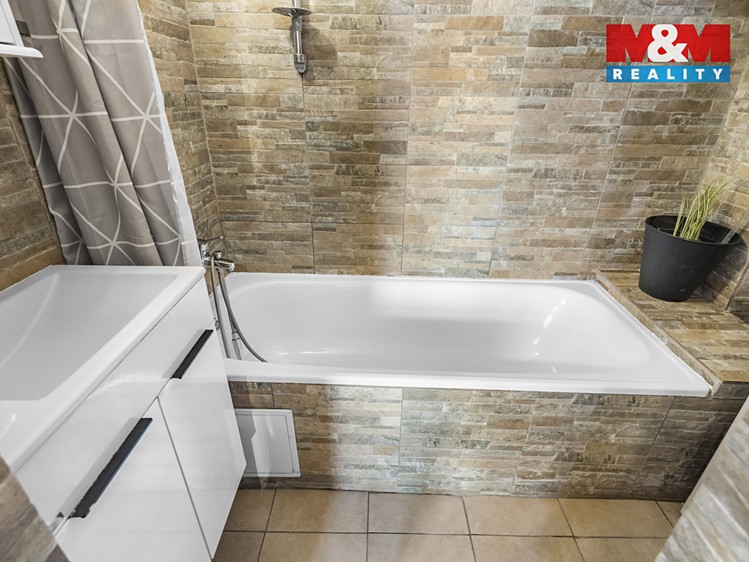 Prodej činžovního domu 172 m² - foto 5