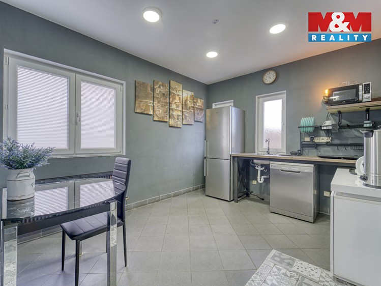 Prodej obchodního prostoru 562 m² - foto 3