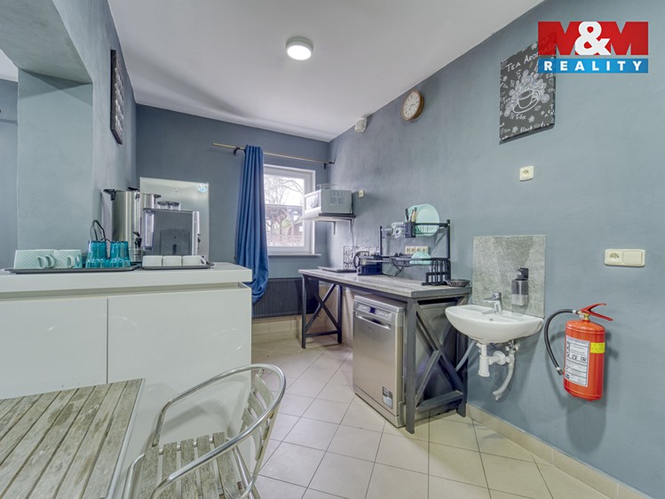Prodej obchodního prostoru 562 m² - foto 6