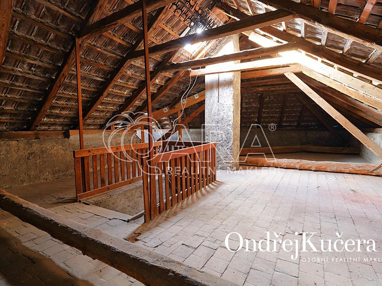 Prodej činžovního domu 425 m² - foto 8