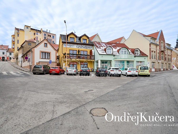 Prodej činžovního domu 222 m² - foto 2