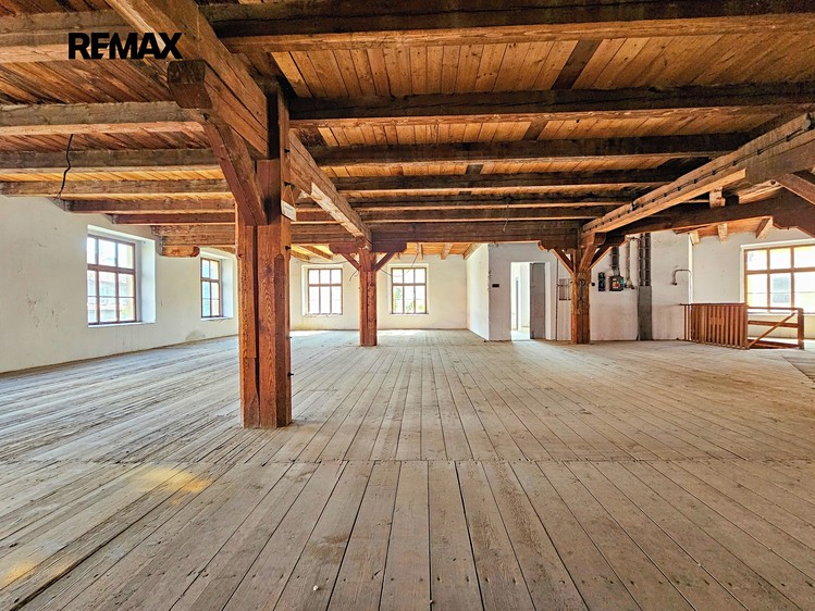 Prodej skladového prostoru 2 000 m² - foto 3