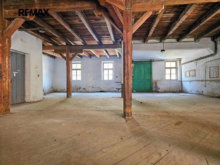 Prodej skladového prostoru 2 000 m² - foto 6