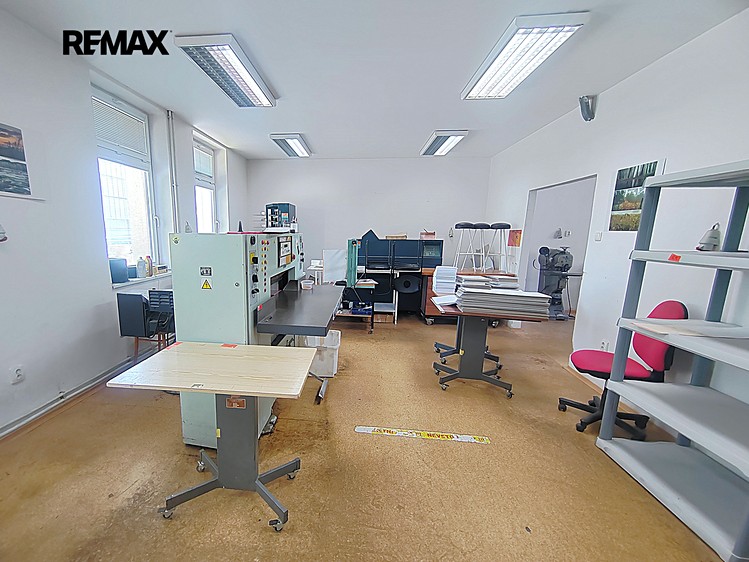 Prodej kanceláře 520 m² - foto 7