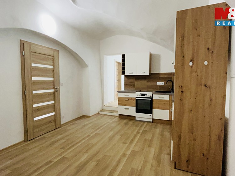 Prodej obchodního prostoru 72 m² - foto 8