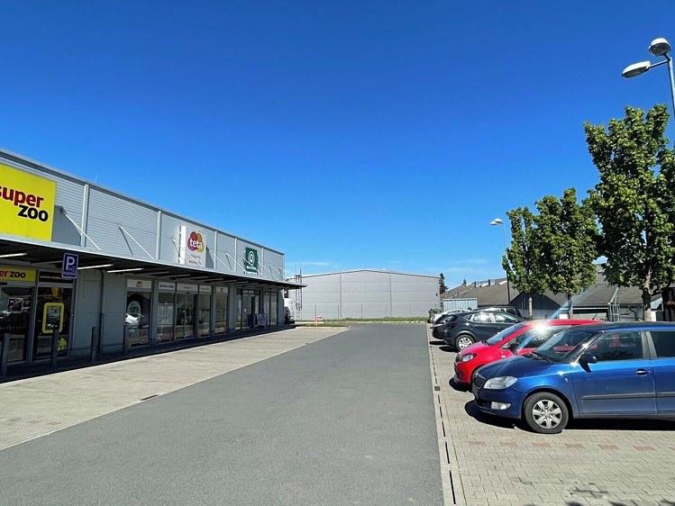 Prodej obchodního prostoru 1 400 m² - foto 5