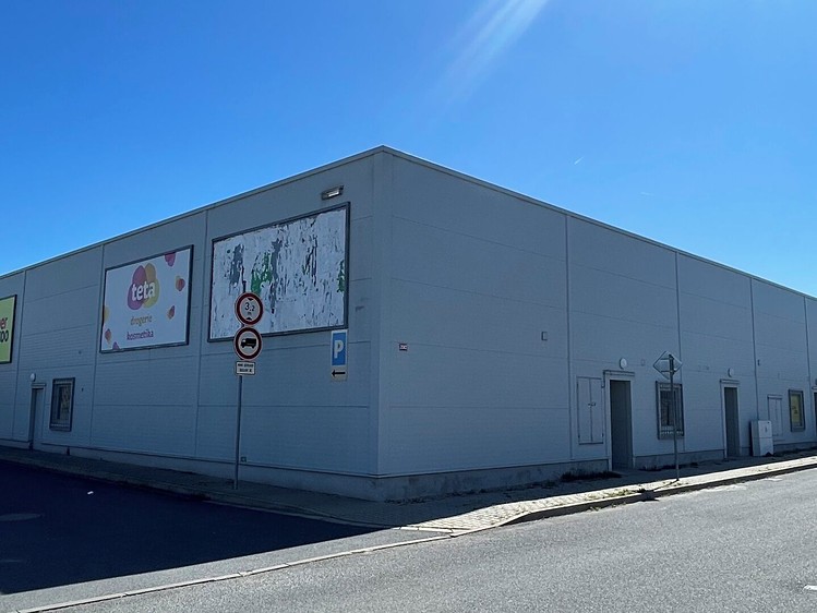 Prodej obchodního prostoru 1 400 m² - foto 7