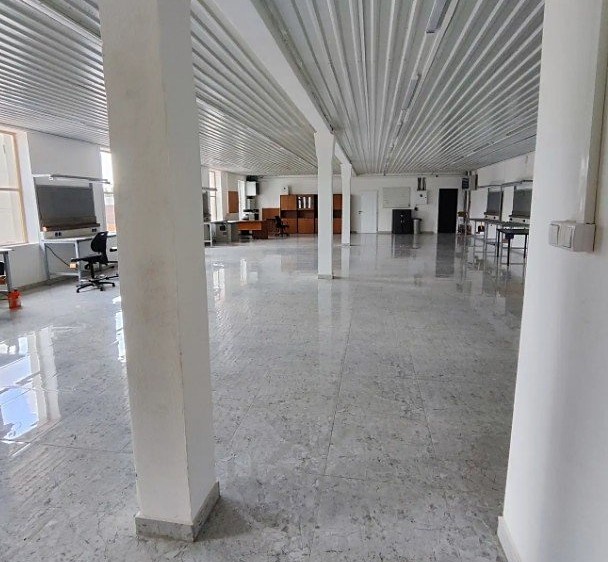 Prodej obchodního prostoru 1 800 m² - foto 5