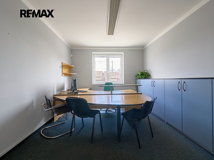 Prodej výrobní haly, prostoru 600 m² - foto 8