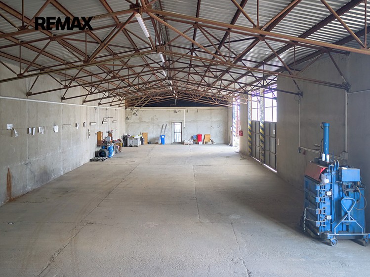 Prodej výrobní haly, prostoru 600 m² - foto 5