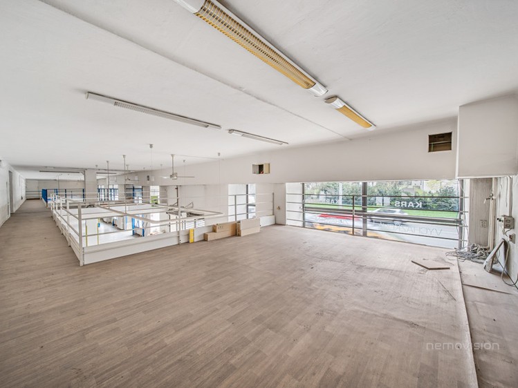 Prodej obchodního prostoru 187 m² - foto 7