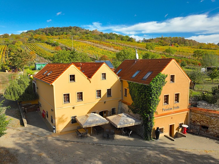 Prodej ubytovacího zařízení 334 m² - foto 1