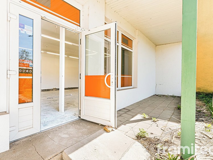 Prodej výrobní haly, prostoru 245 m² - foto 3