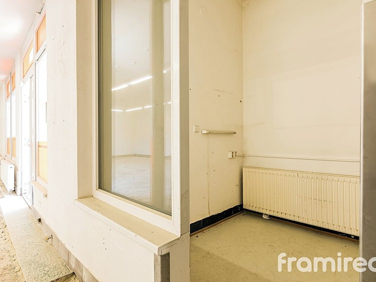 Prodej výrobní haly, prostoru 245 m² - foto 7