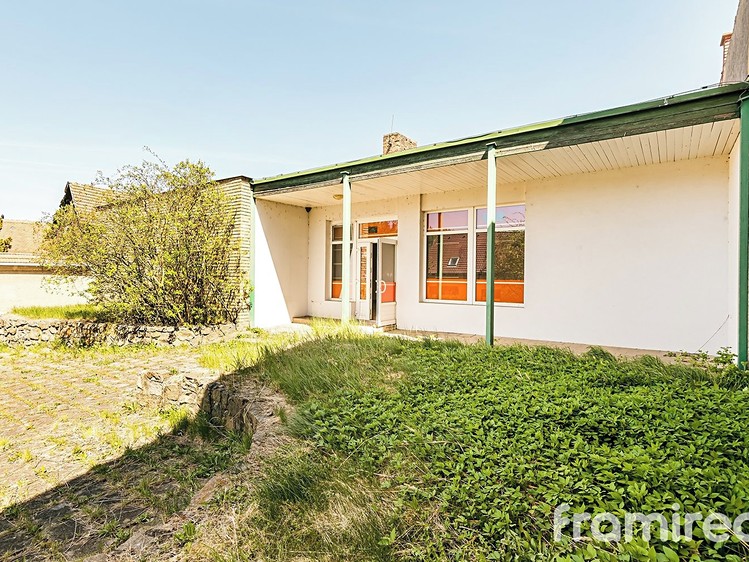 Prodej obchodního prostoru 245 m² - foto 3