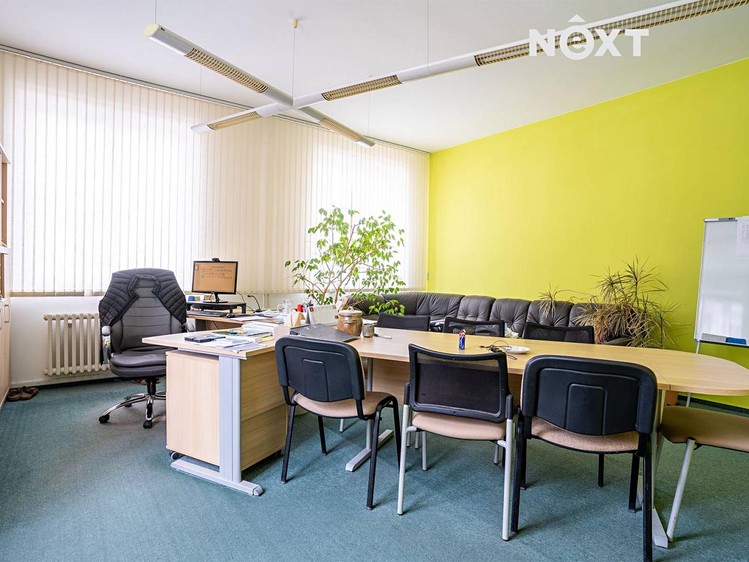 Prodej výrobní haly, prostoru 2 000 m² - foto 8