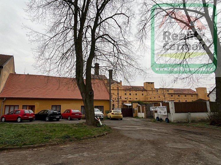 Prodej komerční nemovitosti 6 810 m² - foto 3