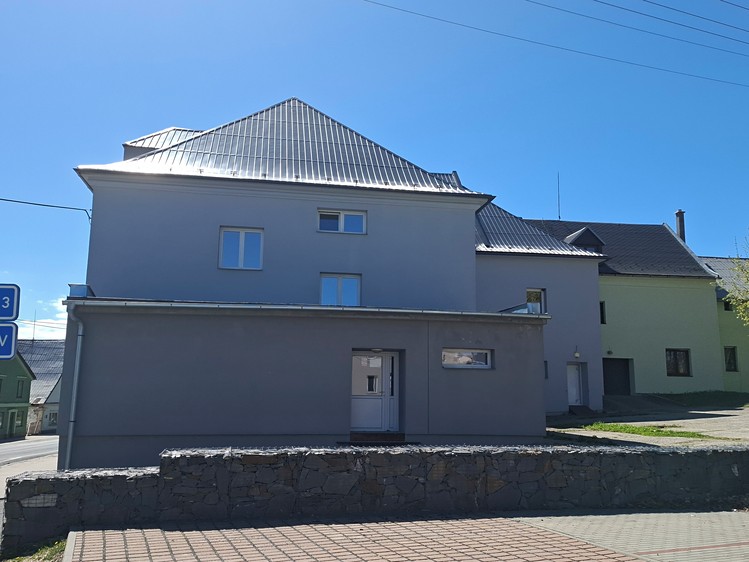Dražba ubytovacího zařízení 1 066 m² - foto 1