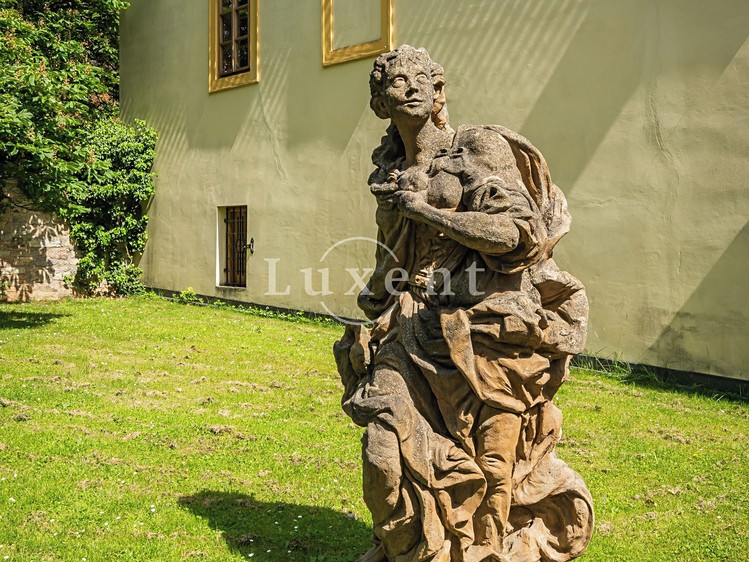 Prodej ubytovacího zařízení 2 500 m² - foto 5