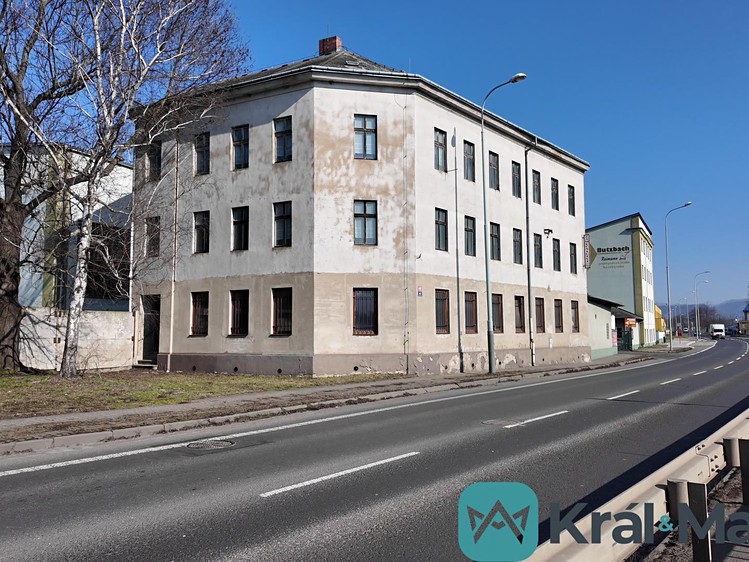 Prodej činžovního domu 268 m² - foto 1