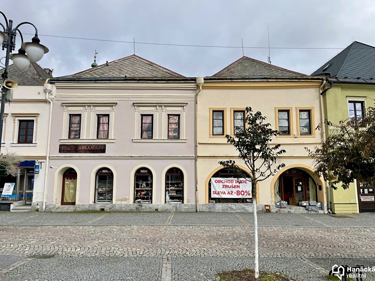 Prodej obchodního prostoru 769 m² - foto 1