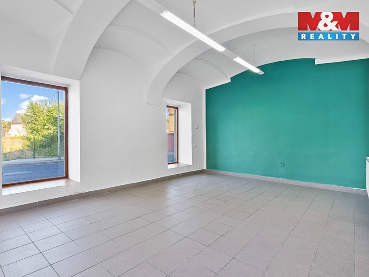 Prodej obchodního prostoru 150 m² - foto 2