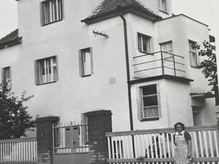 Prodej činžovního domu 195 m² - foto 2