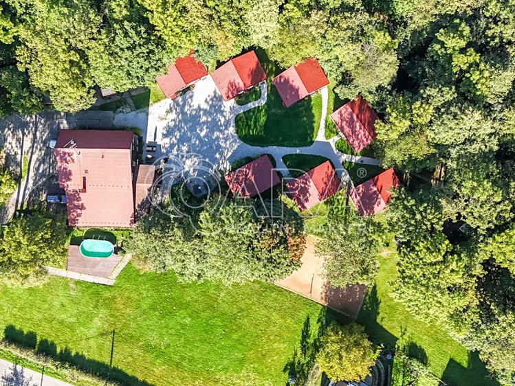 Prodej ubytovacího zařízení 639 m² - foto 4