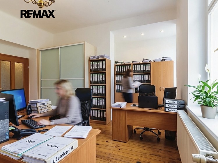 Prodej obchodního prostoru 403 m² - foto 4