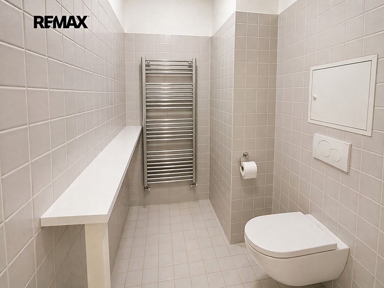 Prodej obchodního prostoru 44 m² - foto 8