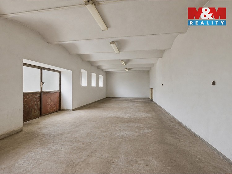 Prodej obchodního prostoru 178 m² - foto 8