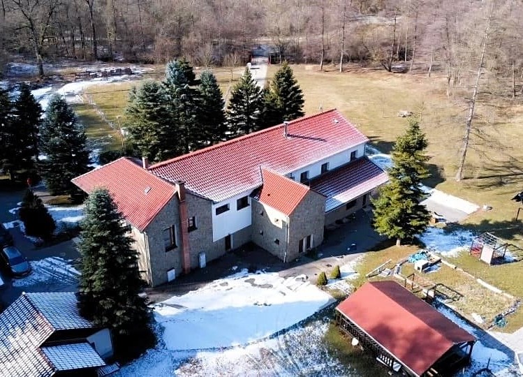 Prodej komerční nemovitosti 667 m² - foto 1