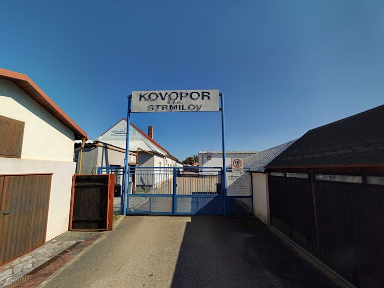 Prodej výrobní haly, prostoru 2 500 m² - foto 1