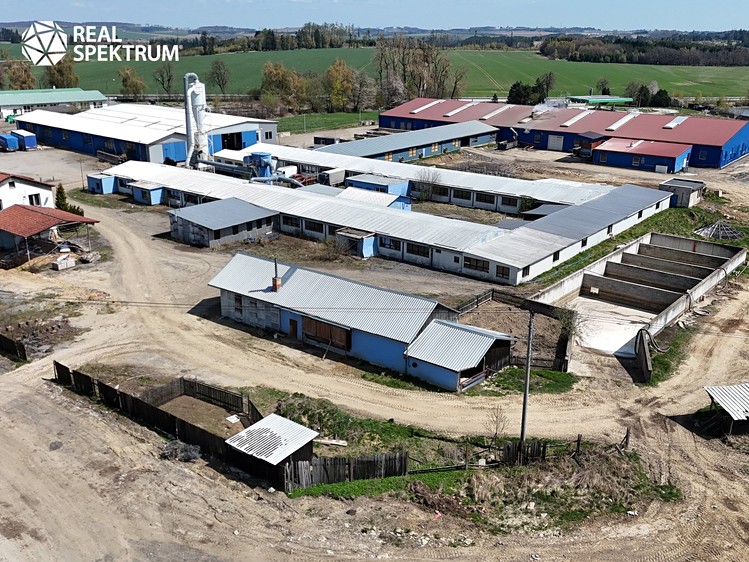 Prodej výrobní haly, prostoru 5 000 m² - foto 2