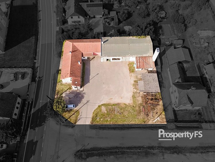 Prodej kanceláře 475 m² - foto 2