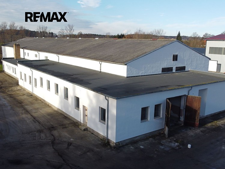 Prodej výrobní haly, prostoru 1 500 m² - foto 3