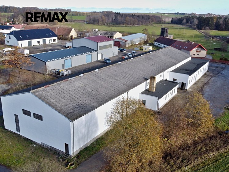 Prodej výrobní haly, prostoru 1 500 m² - foto 5