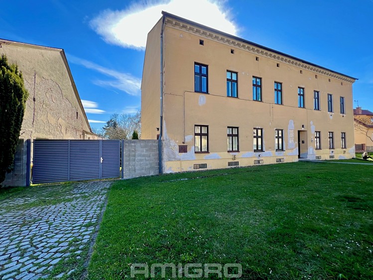 Prodej činžovního domu 1 000 m² - foto 2