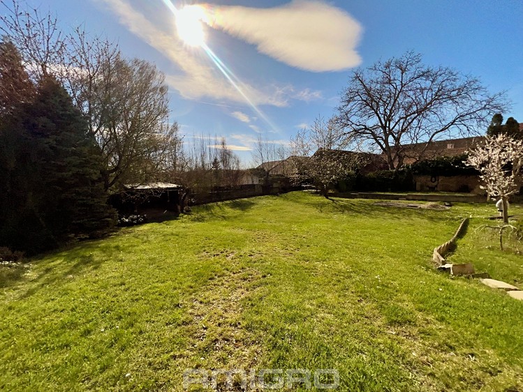Prodej činžovního domu 1 000 m² - foto 5