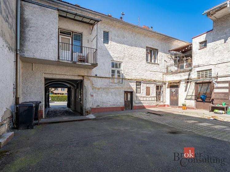 Prodej obchodního prostoru 83 m² - foto 2
