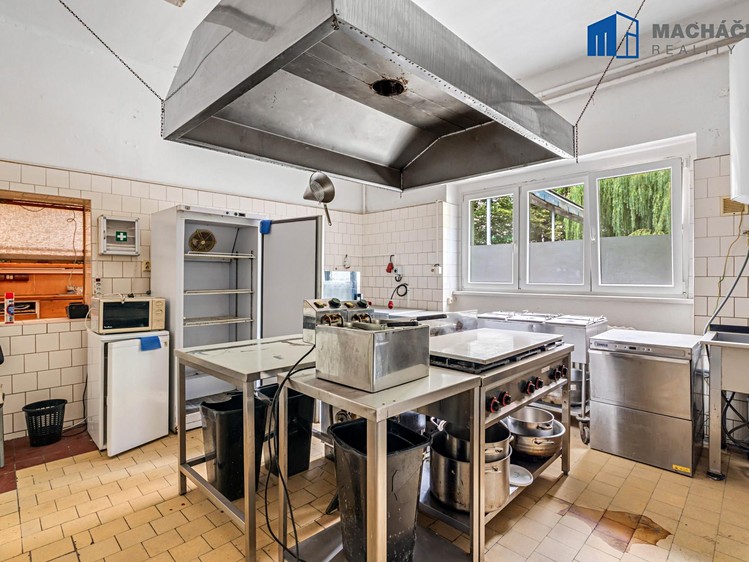 Prodej restaurace 669 m² - foto 4