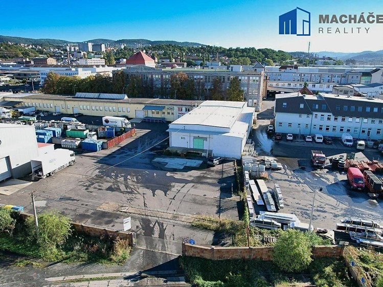 Prodej skladového prostoru 892 m² - foto 1