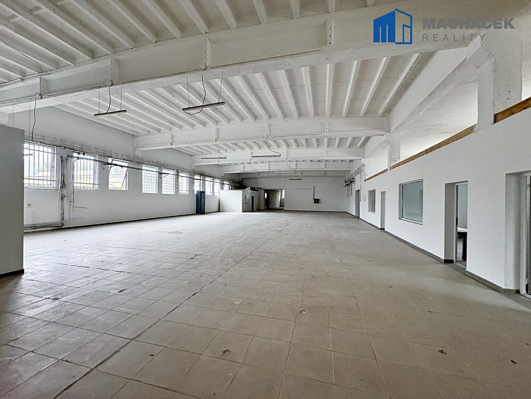 Prodej skladového prostoru 892 m² - foto 6