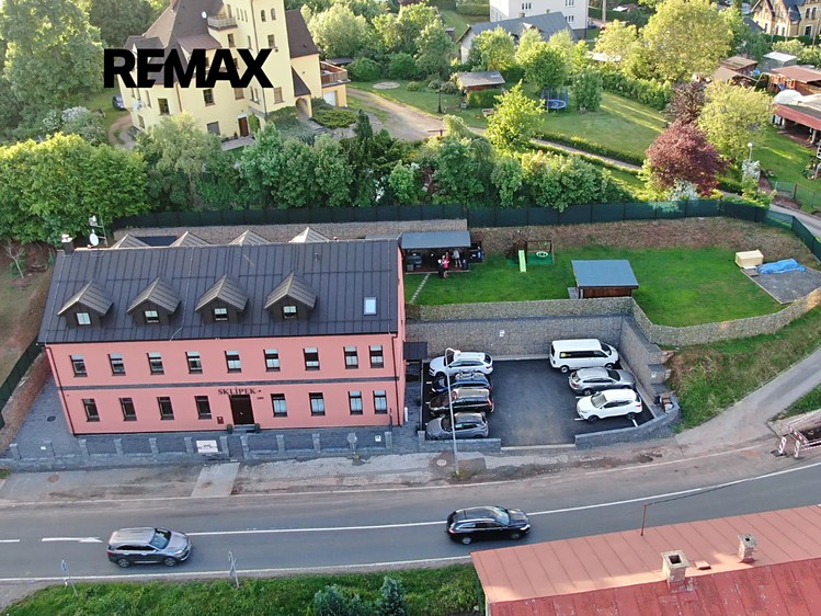 Prodej činžovního domu 715 m² - foto 1