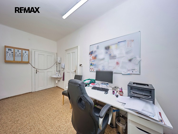 Prodej obchodního prostoru 92 m² - foto 6