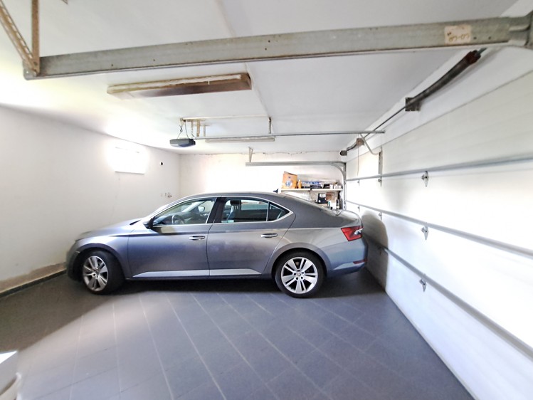 Prodej komerční nemovitosti 400 m² - foto 4