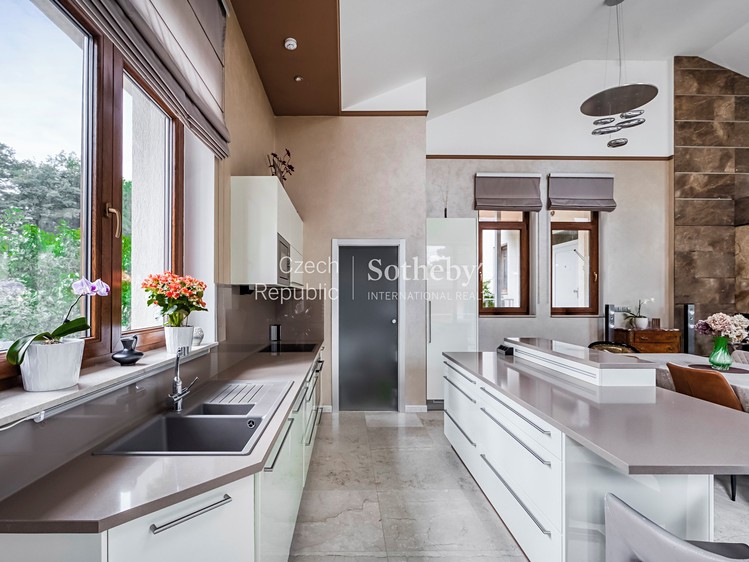 Prodej ubytovacího zařízení 281 m² - foto 5
